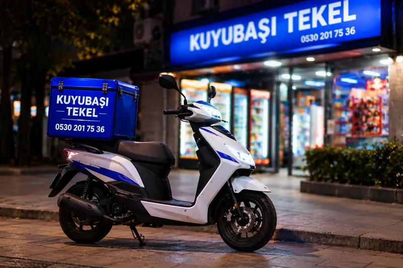Kuyubaşı Tekel paket servis motoru, mağazanın önünde